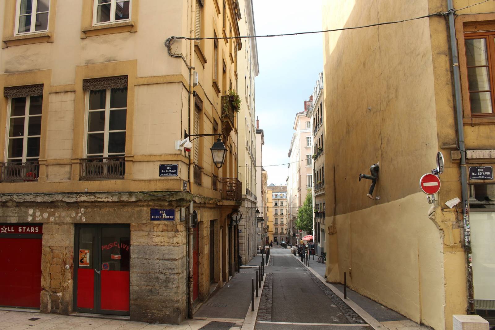Murs humides à LYON