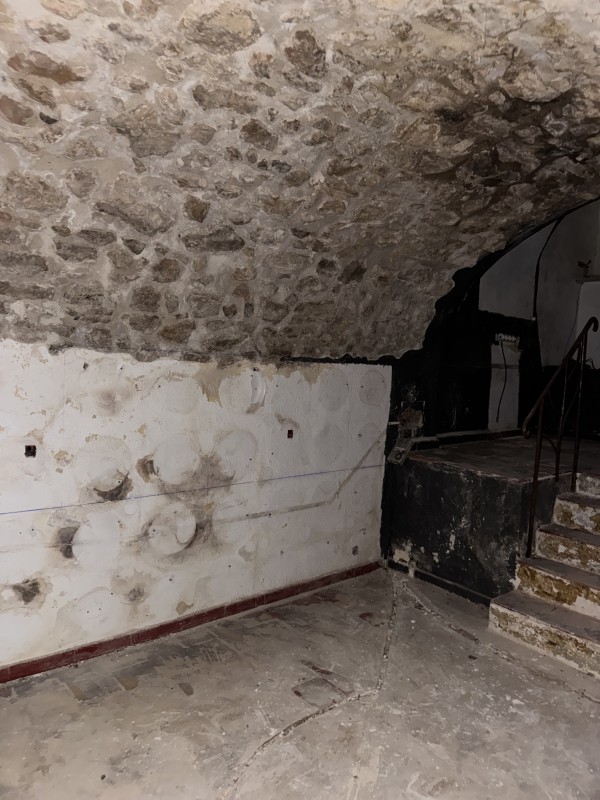 Traitement de l’humidité par injection de résine Rhône Alpes : la solution définitive contre les remontées capillaires