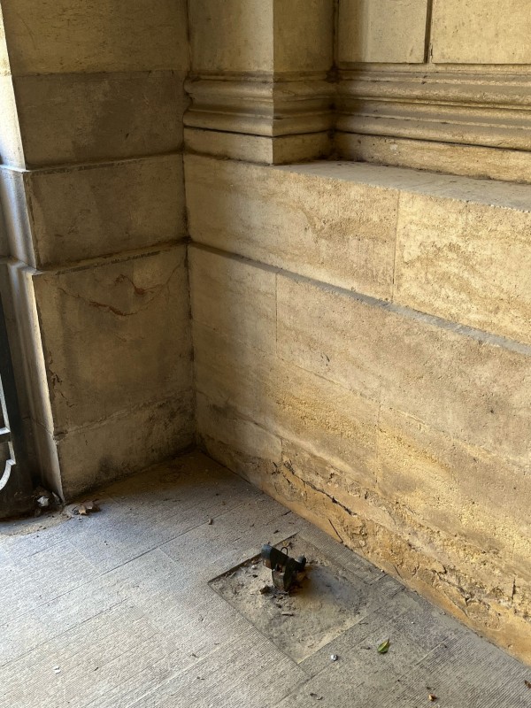 Une infiltration d'eau dans une cave à Clermont Ferrand